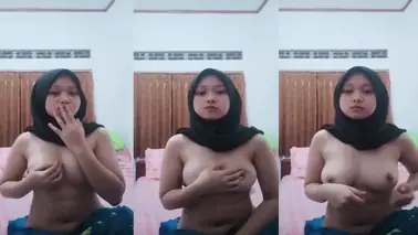 Bokep Jilbab Hitam Cantik Colmek Mendesah HD