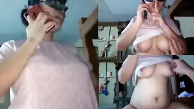 Ngewe Tetangga Bohay Sambil Telponan Suami Bokep Indo