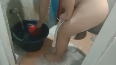 Nunggu Pacar Mandi Langsung Ngentot Brutal Sampe Crott