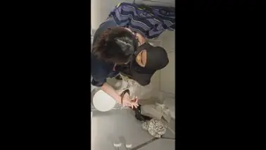 Ukhti Mesum Sama Pacar Di Fitting Room WOT Lumer